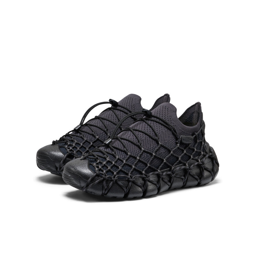 Women's UNEEK 360 Sneaker | Black/Magnet
