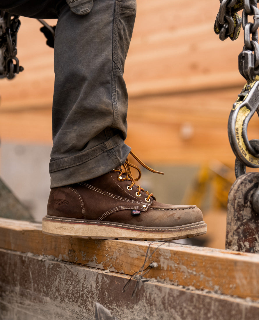 Men's Liberty 6\" Waterproof Boot (Carbon Toe) | Chestnut/Gum